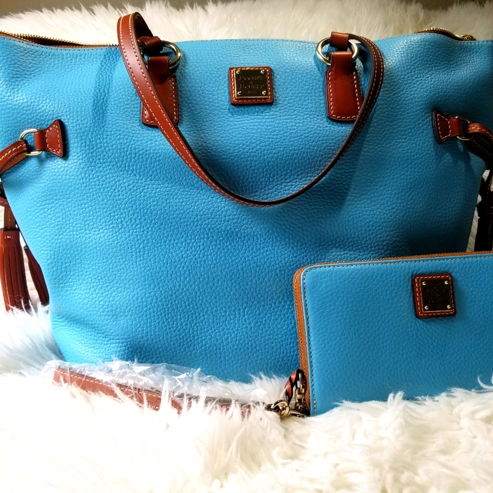 D&B Tassel Executive Series Tote Set